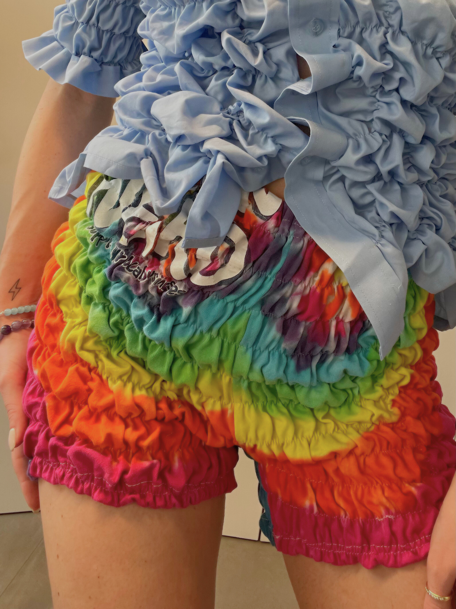 SHIRRED SHORTS / 2527. / S-M