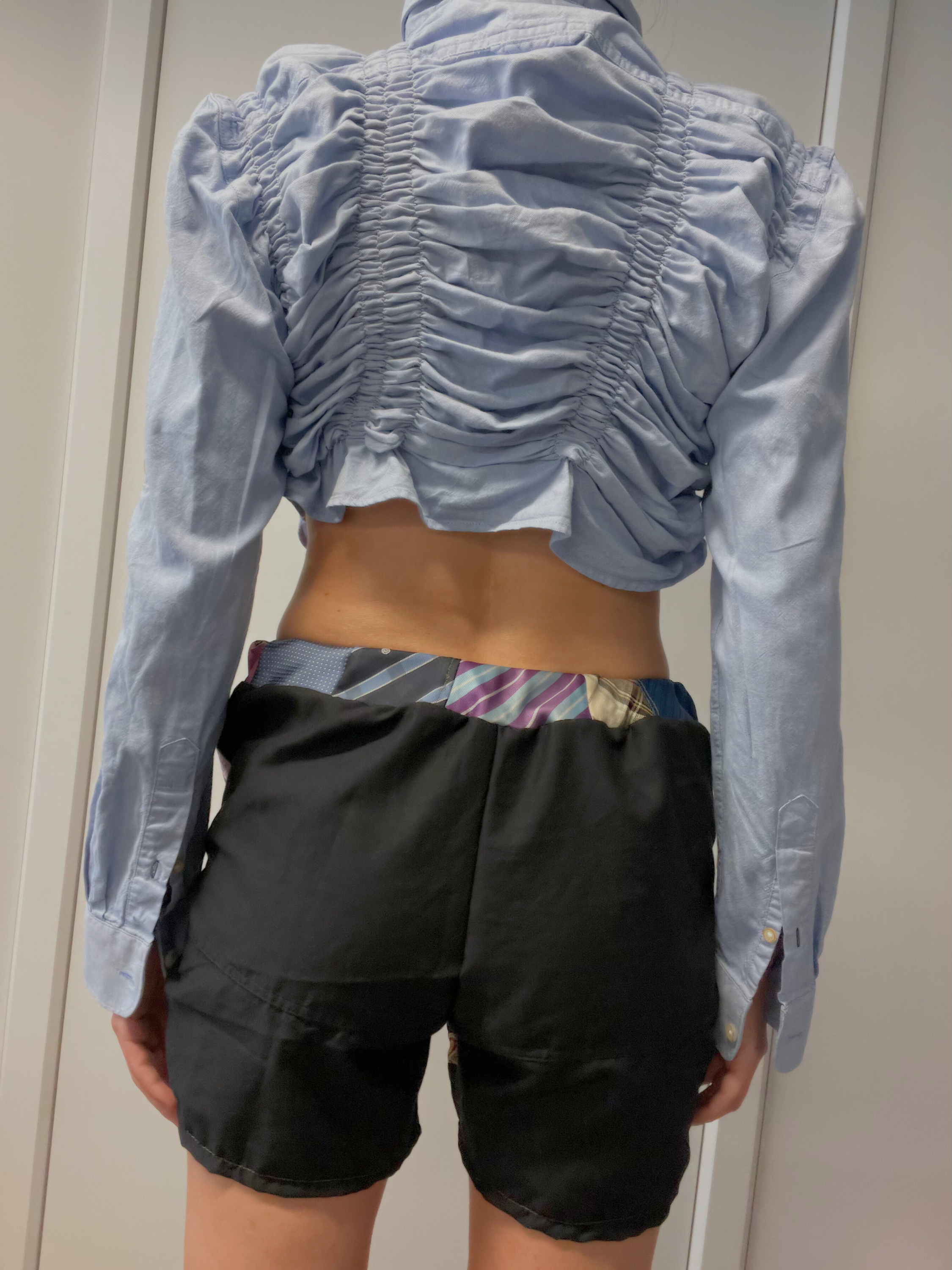 SHIRRED NECK TIE SHORTS / 2953. / S