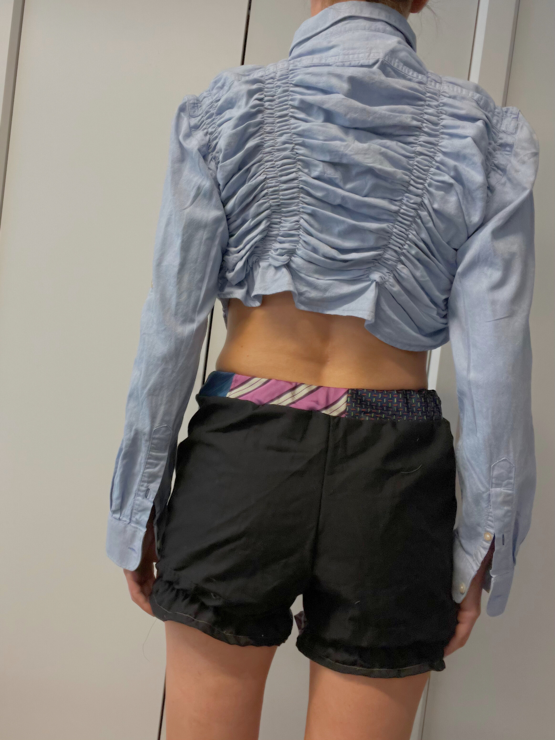 SHIRRED NECK TIE SHORTS / 2948. / S