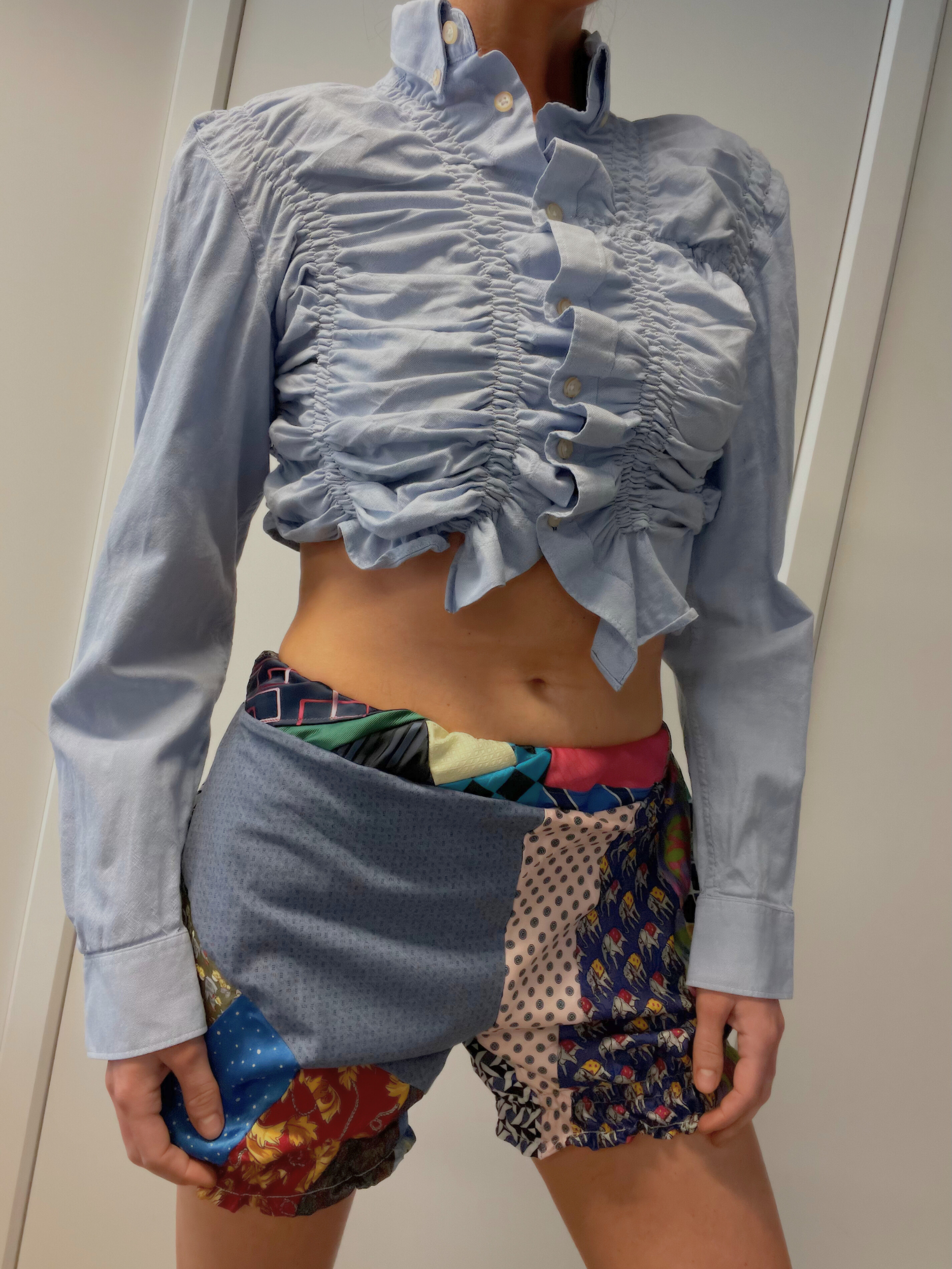 SHIRRED NECK TIE SHORTS / 2949. / S