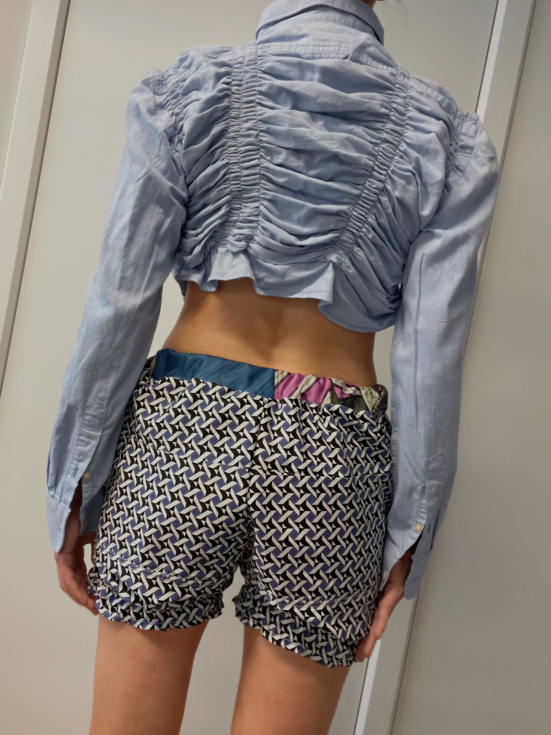 SHIRRED NECK TIE SHORTS / 2949. / S