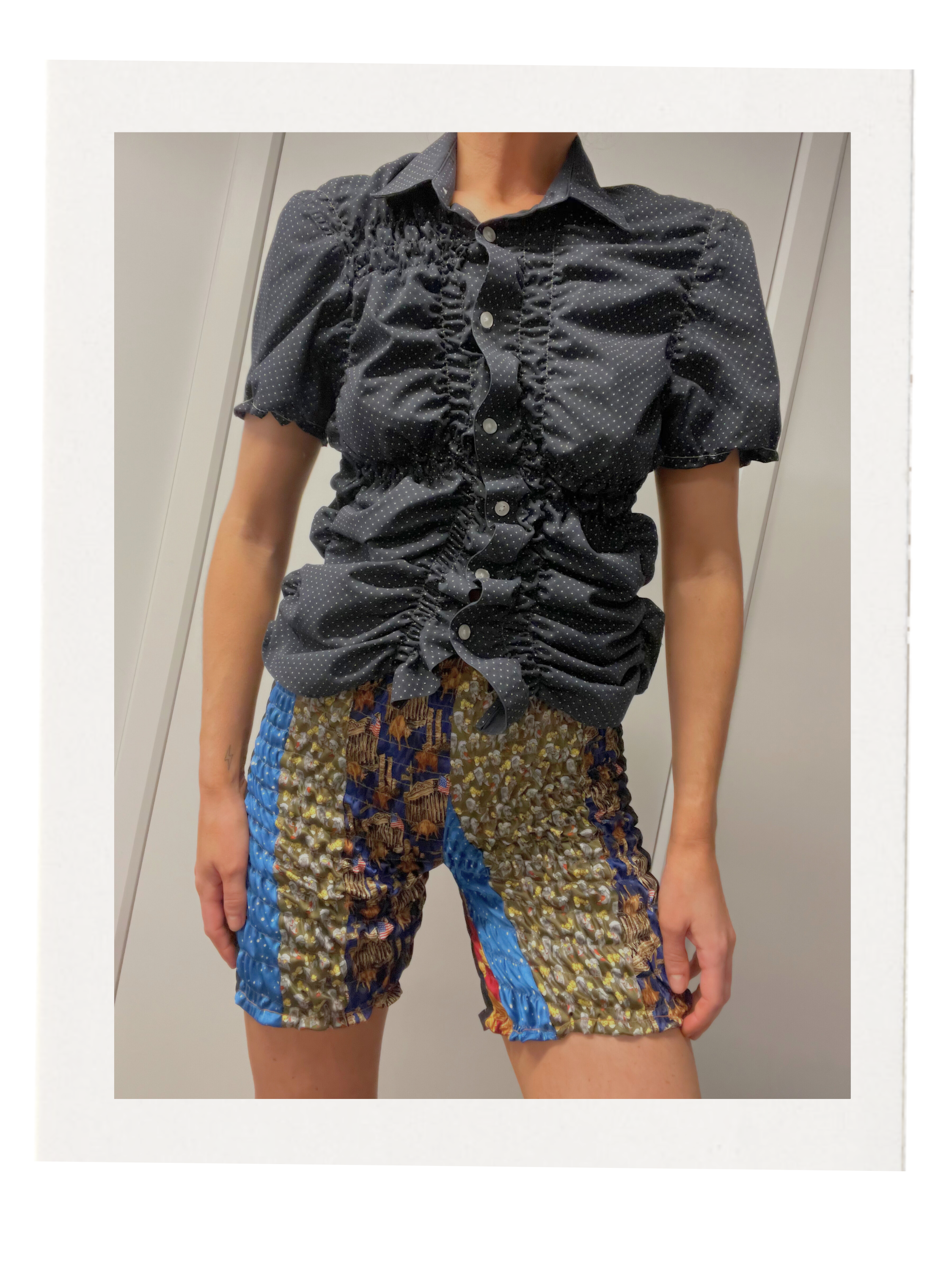SHIRRED NECK TIE SHORTS / 2917. / XS