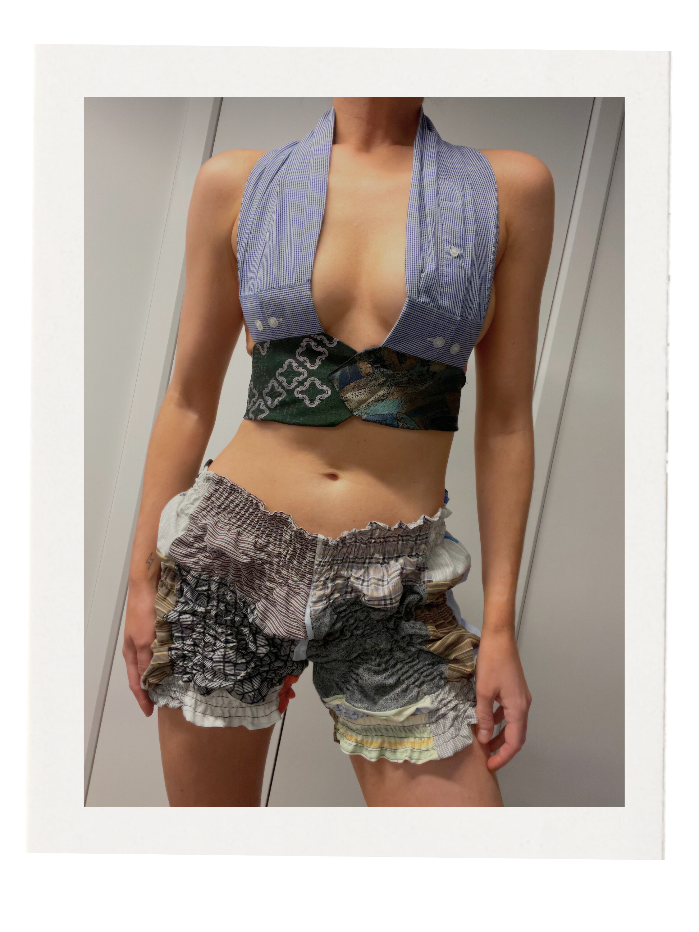 SHIRT SLEEVE NECKTIE HALTER / 2945. / XS
