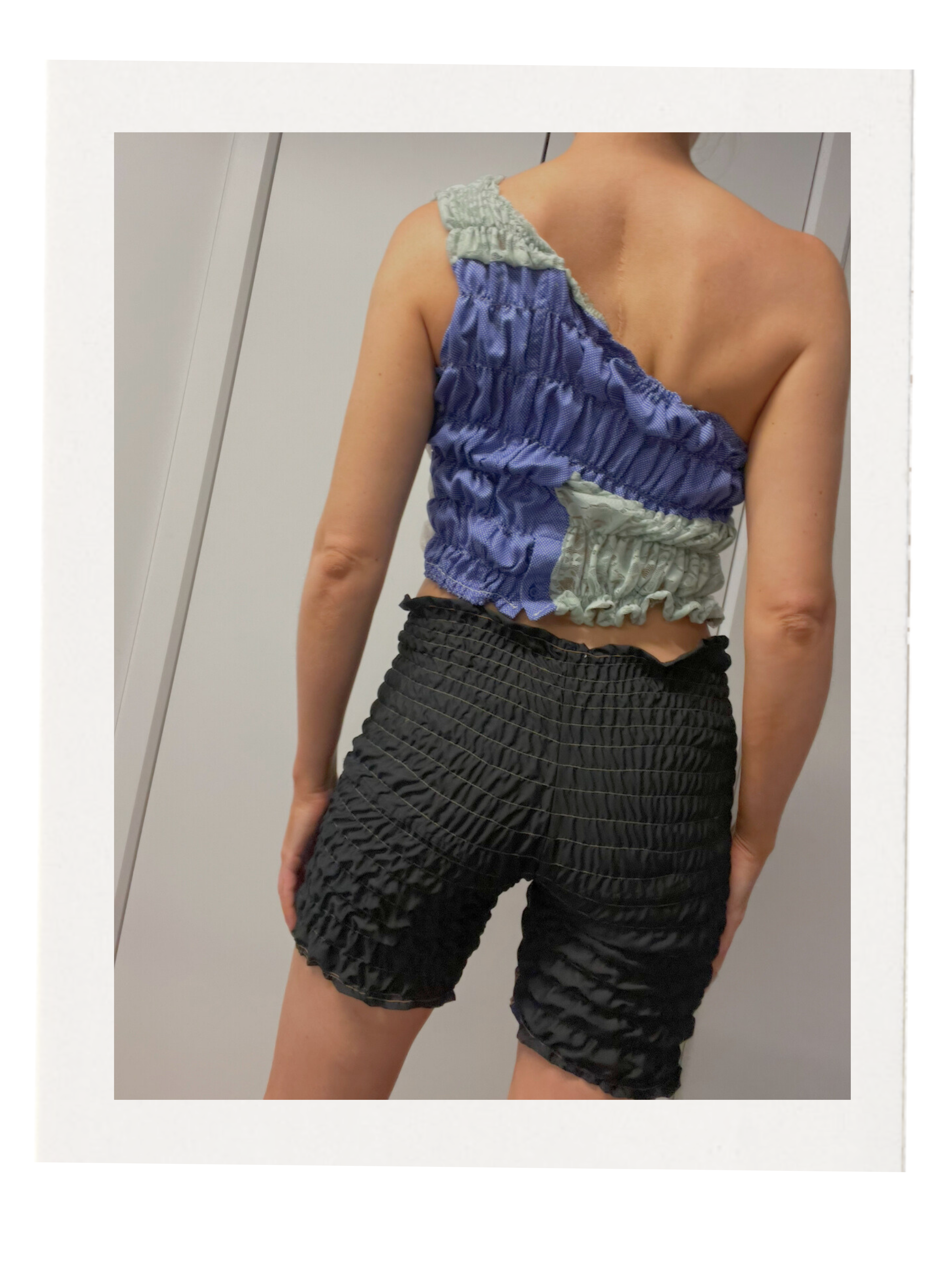 SHIR(R)T / 3081. / S