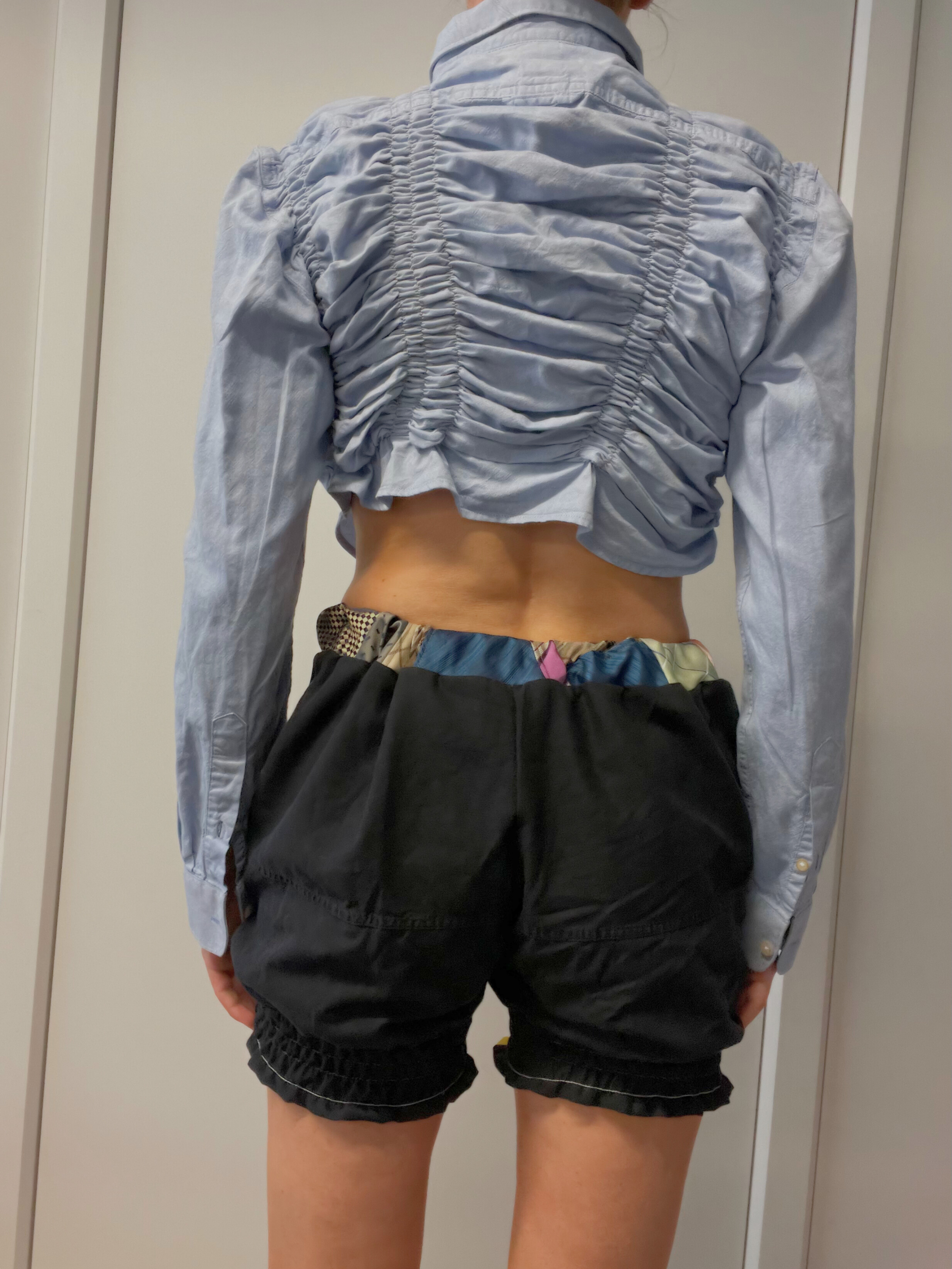 SHIRRED NECK TIE SHORTS / 2952. / S