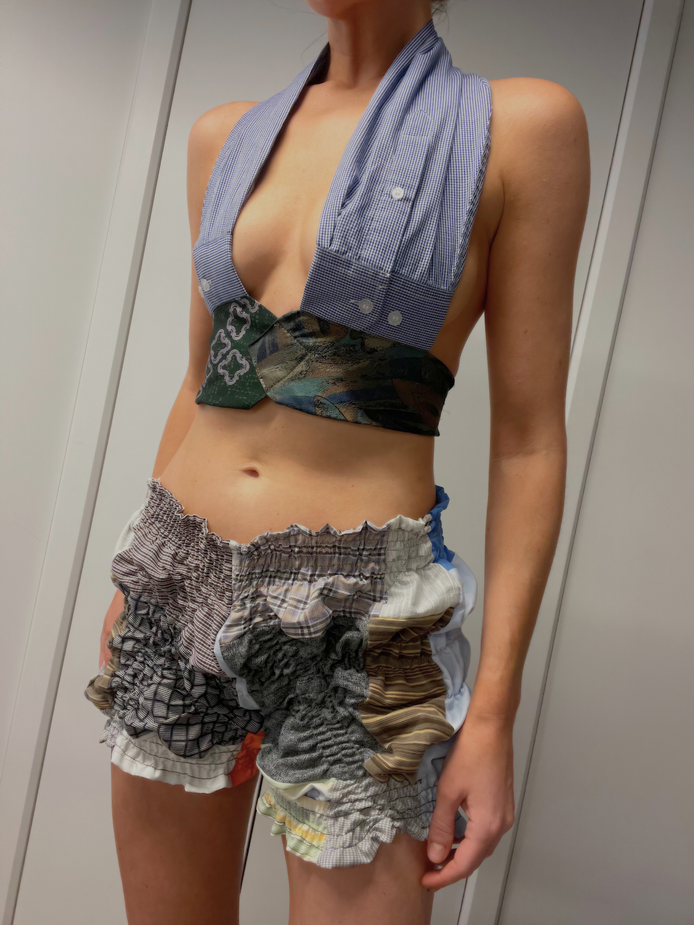 SHIRT SLEEVE NECKTIE HALTER / 2945. / XS